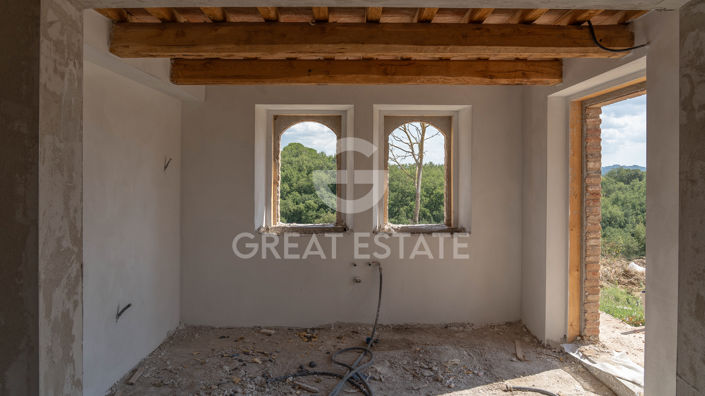 Image No.20-4 Bed Country House for sale