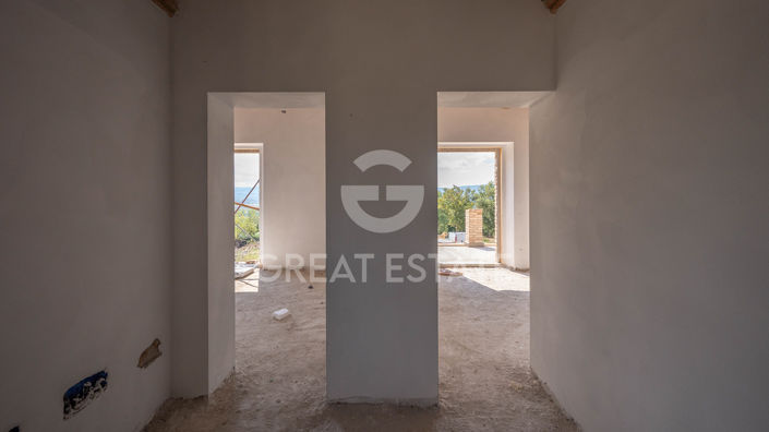 Image No.28-4 Bed Country House for sale