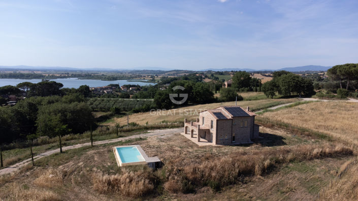 Image No.4-Maison de campagne de 4 chambres à vendre à Castiglione del Lago