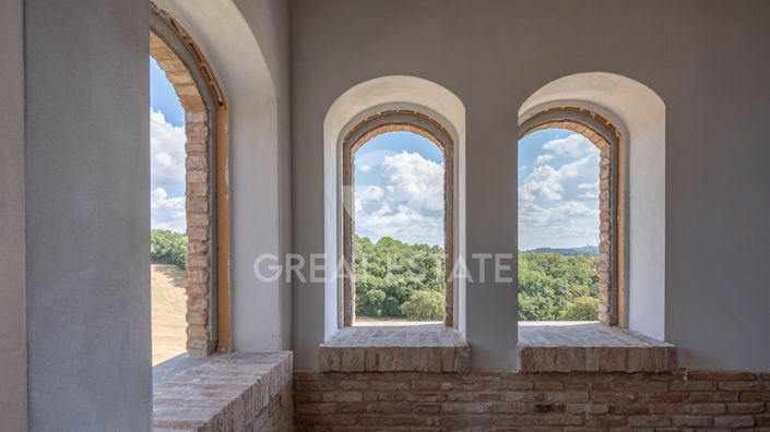 Image No.33-4 Bed Country House for sale