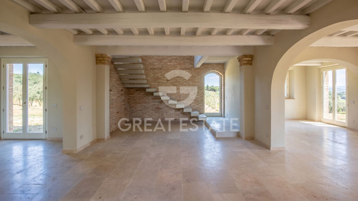 Image No.6-Maison de campagne de 4 chambres à vendre à Castiglione del Lago