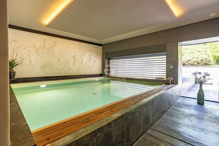 Image No.48-5 Bed Villa for sale