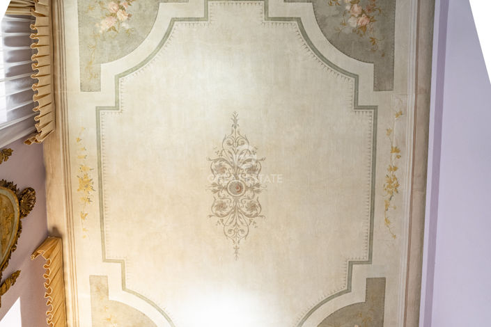 Image No.59-5 Bed Villa for sale