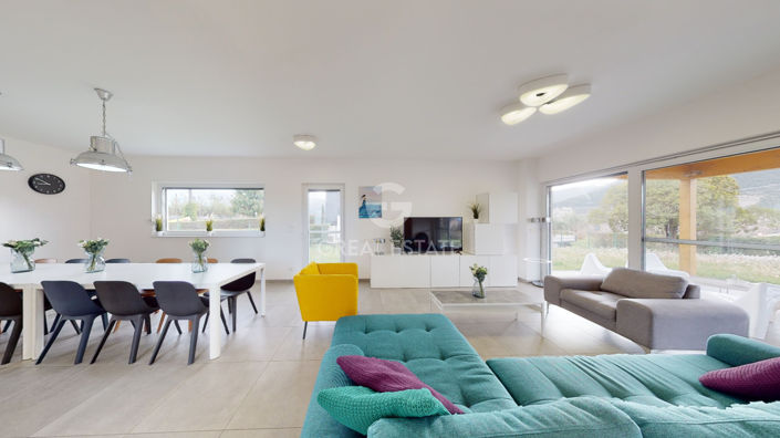 Image No.4-6 Bed Villa for sale