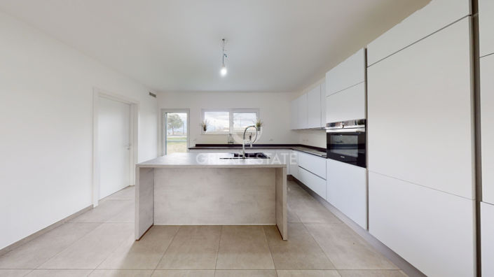 Image No.5-6 Bed Villa for sale