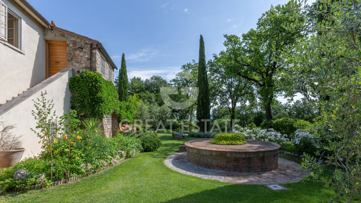 Image No.15-6 Bed Country House for sale