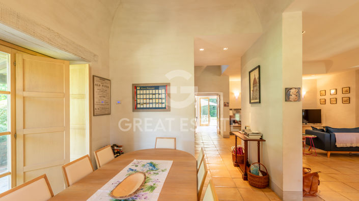 Image No.38-6 Bed Country House for sale