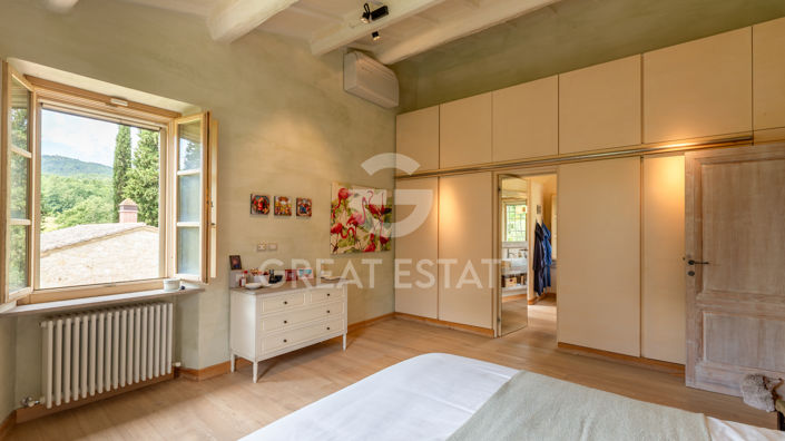 Image No.50-6 Bed Country House for sale