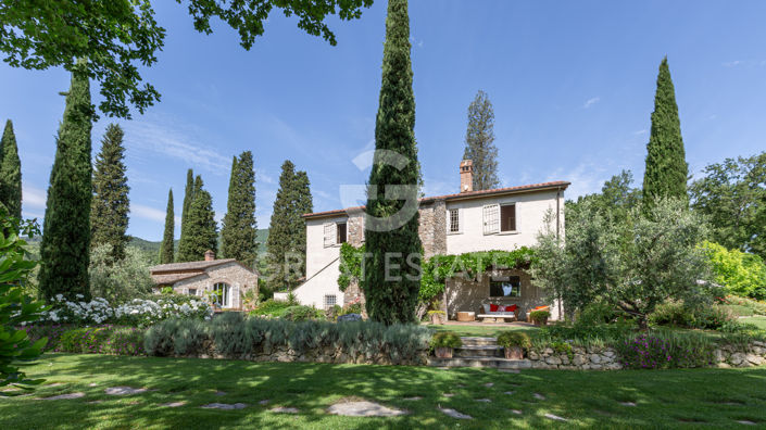 Image No.8-6 Bed Country House for sale