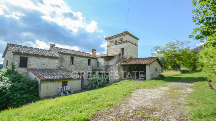 Image No.1-4 Bed Country House for sale