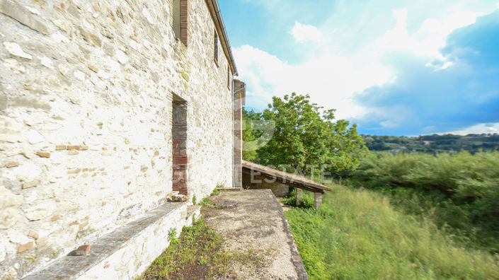 Image No.10-4 Bed Country House for sale