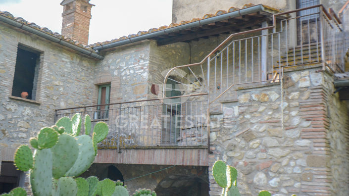 Image No.13-4 Bed Country House for sale