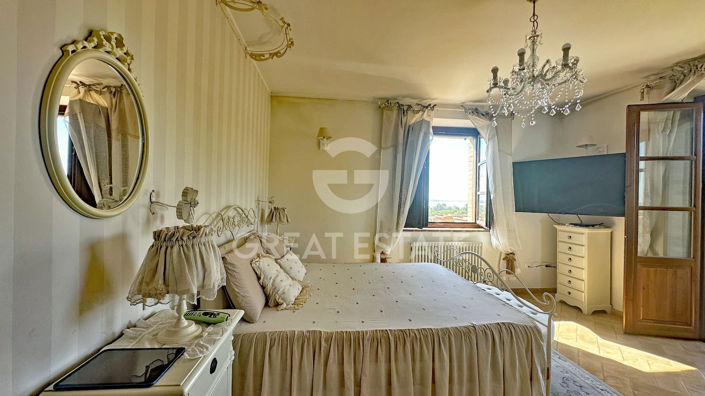 Image No.27-3 Bed Country House for sale