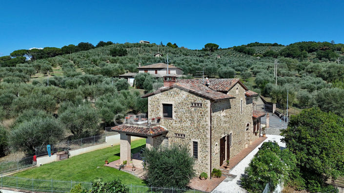 Image No.10-3 Bed Country House for sale