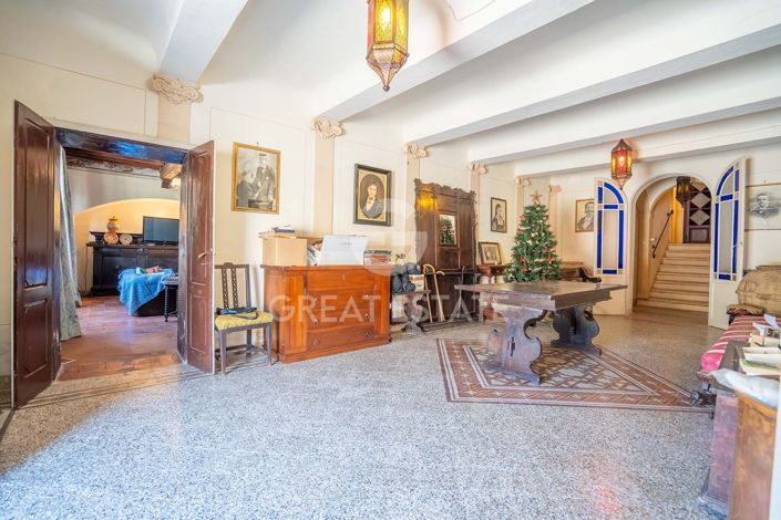 Image No.13-8 Bed Country House for sale