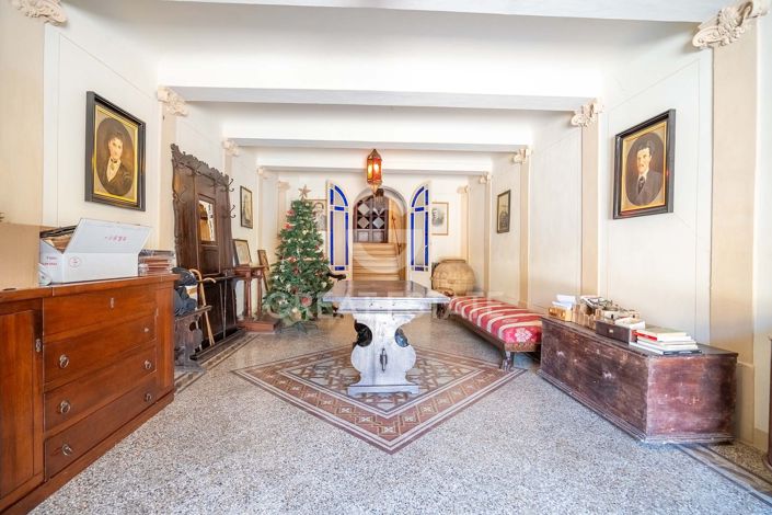 Image No.14-8 Bed Country House for sale