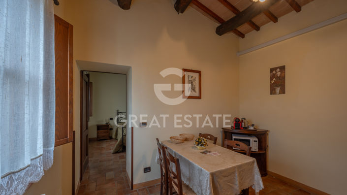 Image No.43-13 Bed Farmhouse for sale