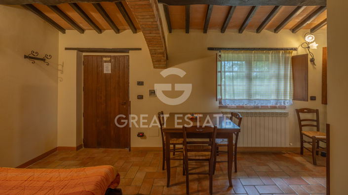 Image No.55-13 Bed Farmhouse for sale