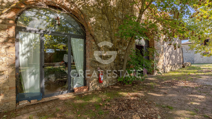 Image No.14-5 Bed Country House for sale