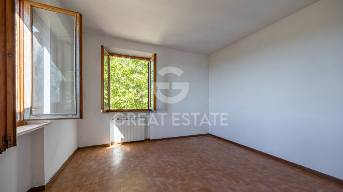 Image No.30-5 Bed Country House for sale