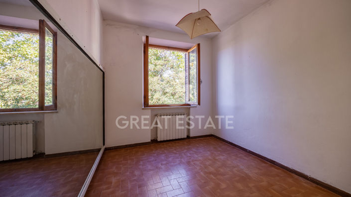 Image No.33-5 Bed Country House for sale