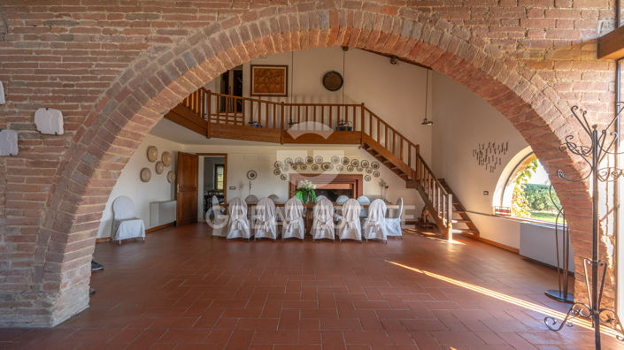 Image No.23-8 Bed Country House for sale