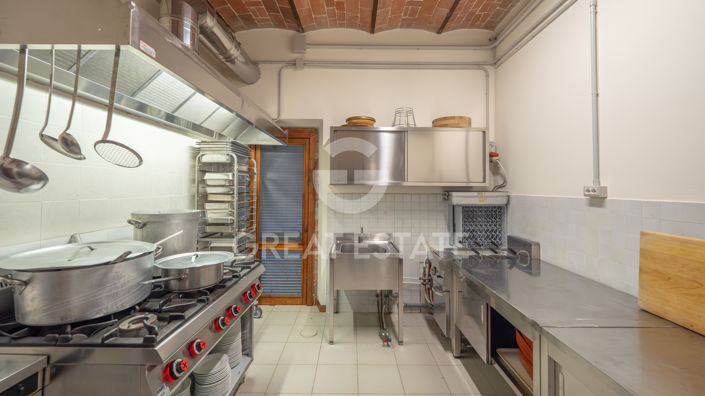 Image No.28-8 Bed Country House for sale