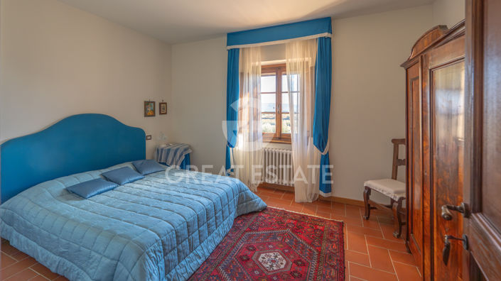 Image No.42-8 Bed Country House for sale