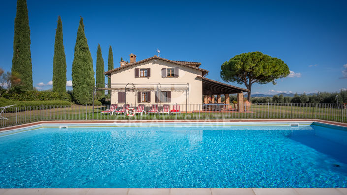 Image No.9-8 Bed Country House for sale