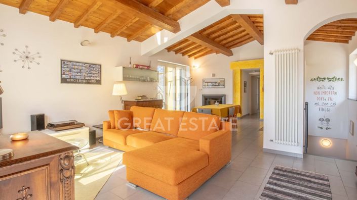 Image No.2-3 Bed Villa for sale