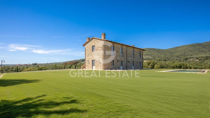 Image No.1-4 Bed Country House for sale