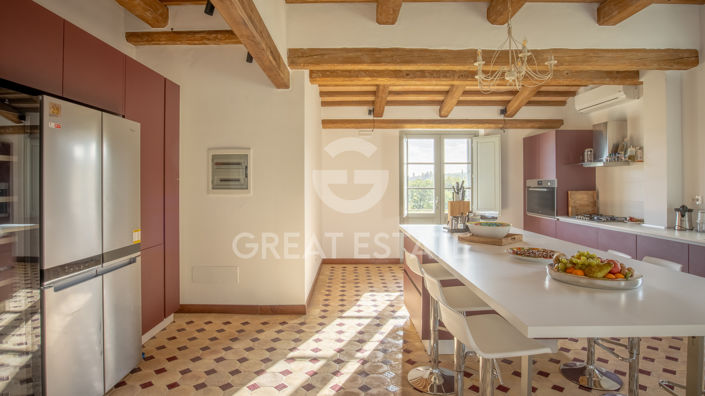 Image No.14-4 Bed Country House for sale