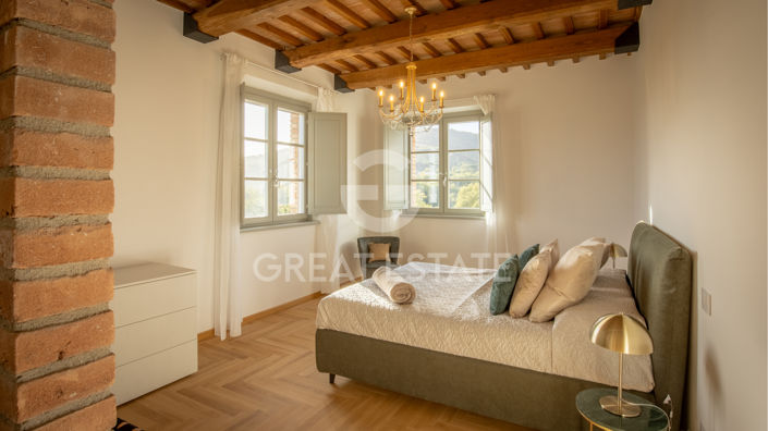 Image No.22-4 Bed Country House for sale