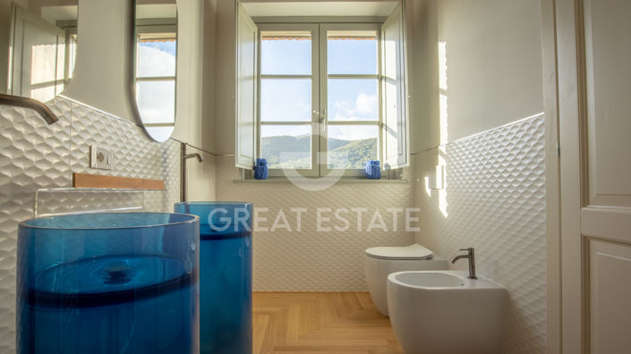 Image No.32-4 Bed Country House for sale