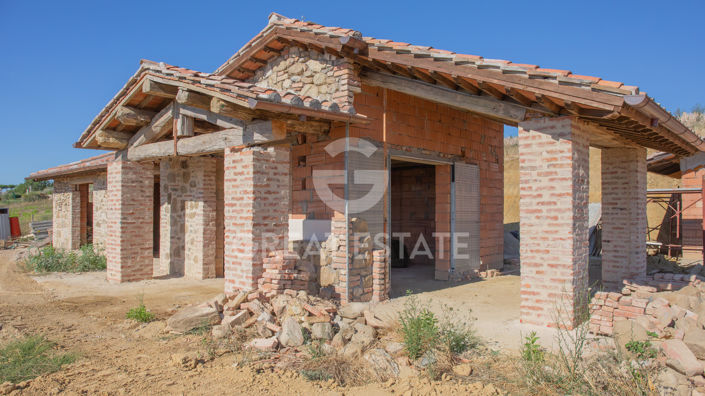 Image No.13-2 Bed Country House for sale