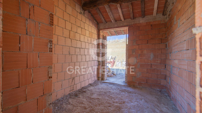 Image No.2-2 Bed Country House for sale