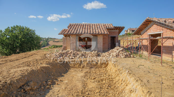 Image No.8-2 Bed Country House for sale