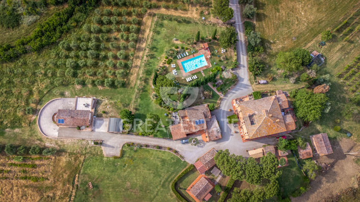 Image No.12-17 Bed Country House for sale
