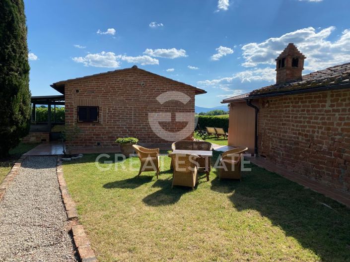 Image No.16-17 Bed Country House for sale