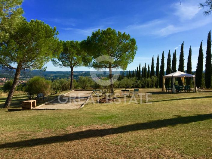 Image No.18-17 Bed Country House for sale