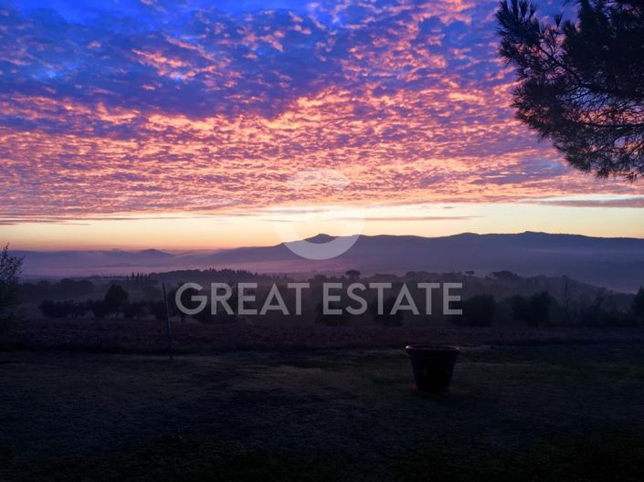 Image No.21-17 Bed Country House for sale