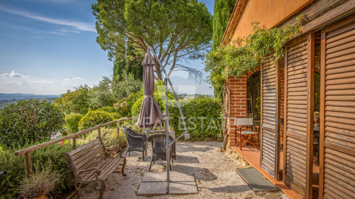 Image No.23-17 Bed Country House for sale