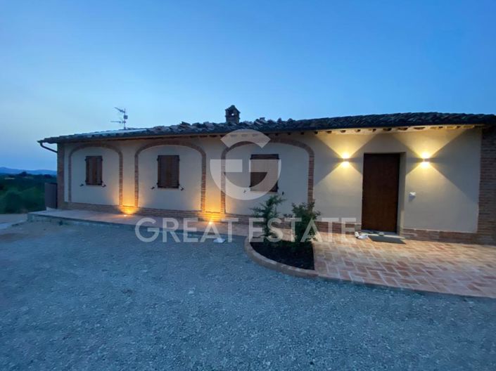 Image No.30-17 Bed Country House for sale