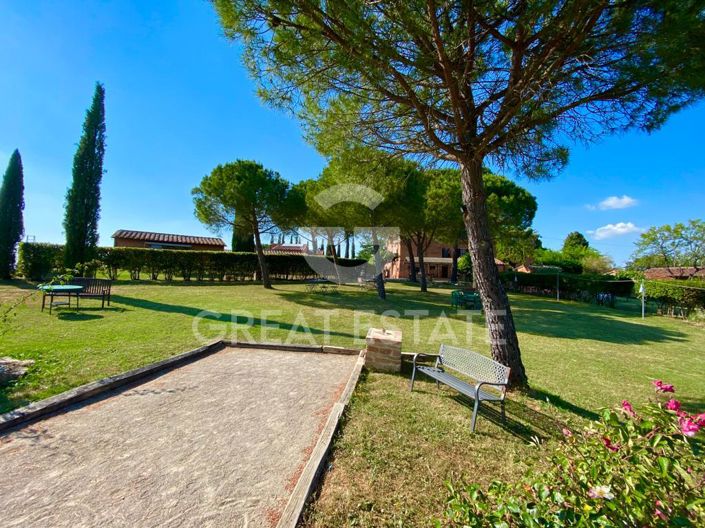 Image No.31-17 Bed Country House for sale