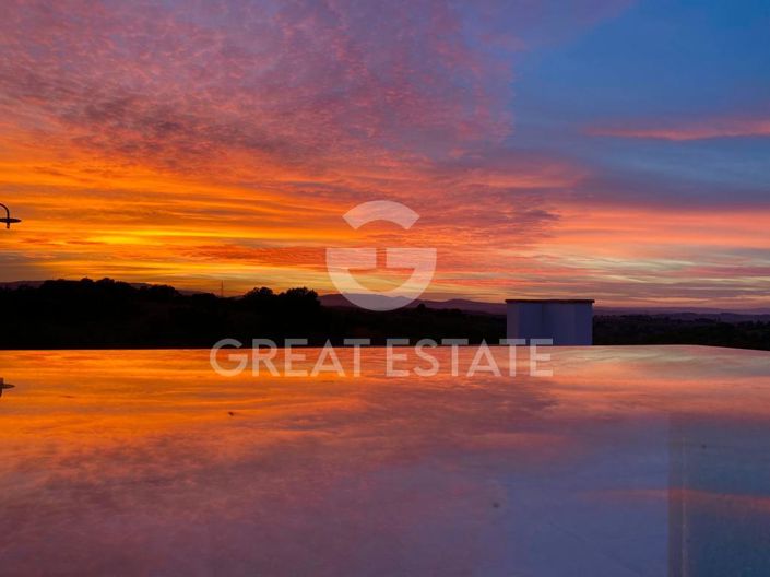 Image No.33-17 Bed Country House for sale