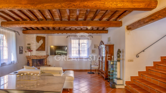 Image No.33-17 Bed Country House for sale