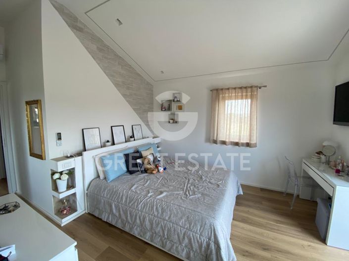 Image No.39-17 Bed Country House for sale