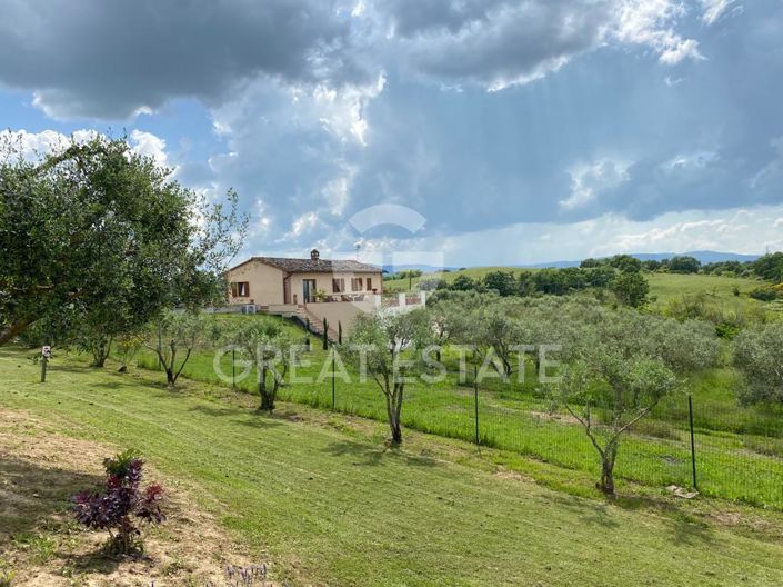 Image No.4-17 Bed Country House for sale