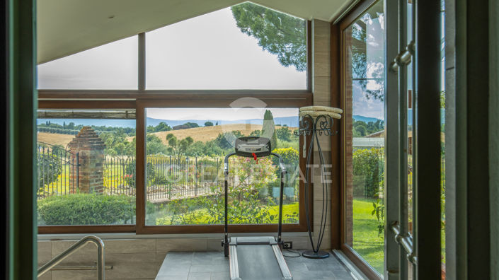 Image No.42-17 Bed Country House for sale