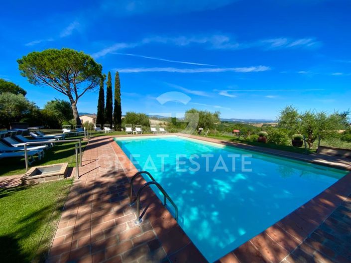 Image No.43-17 Bed Country House for sale